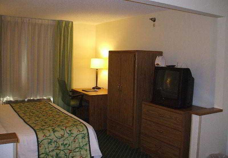 Fairfield Inn & Suites By Marriott Terre Haute Quarto foto